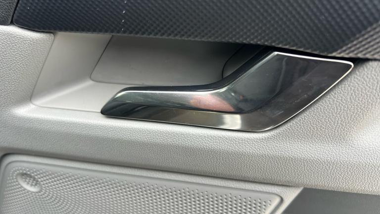 2025 Ford Transit Custom 320 L1 Diesel Fwd 2.0 EcoBlue 136ps H1 Van Limited Van Diesel Manual