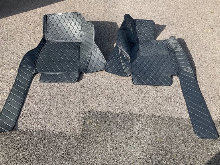 Quilted style car mats BMW Z4