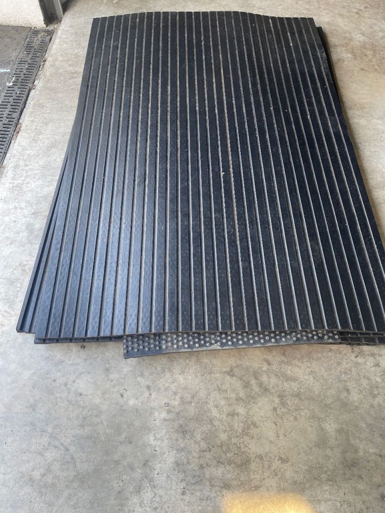 Gym Floor Mats / Horse mats