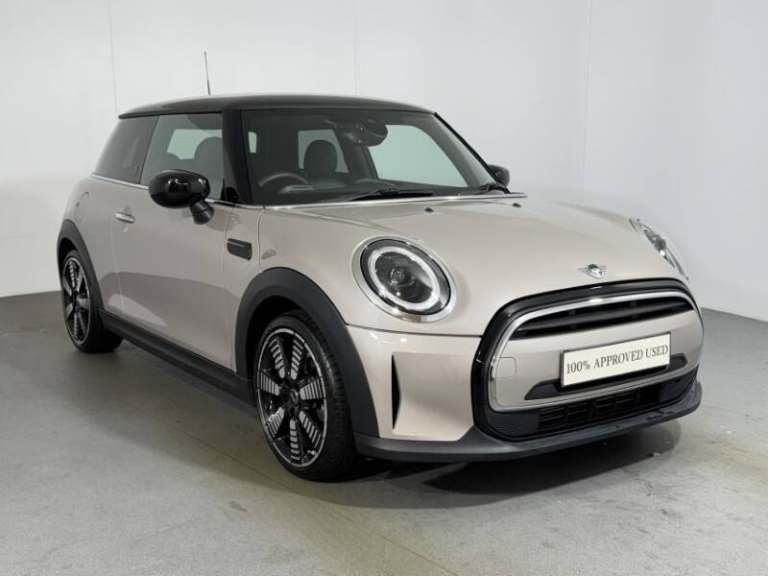 MINI HATCHBACK 1.5 Cooper Exclusive 3dr Auto