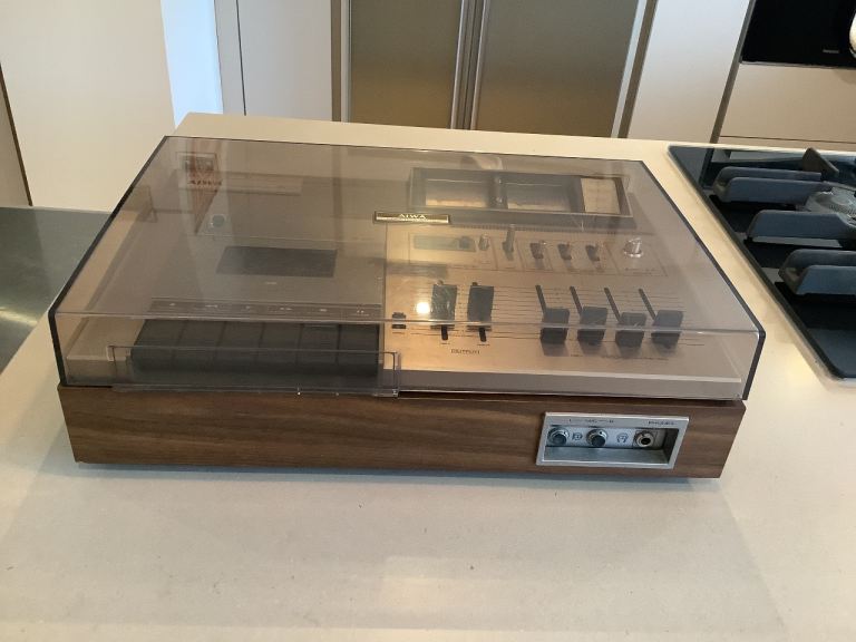 AIWA 1800 Stereo Cassette Deck -Fully Serviced 