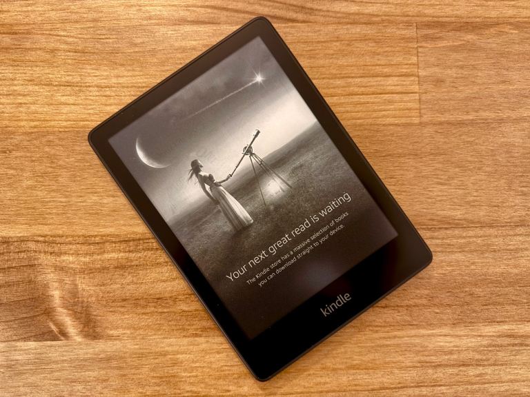 Kindle Paperwhite 11th Generation 16GB Wi-Fi E-Reader - Black