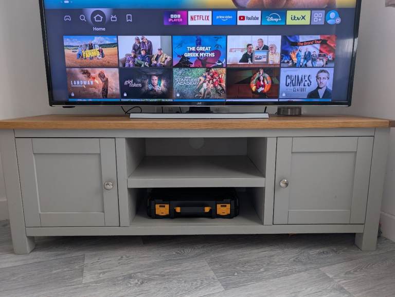 Stylish Grey & Oak Effect TV Unit / Media Cabinet