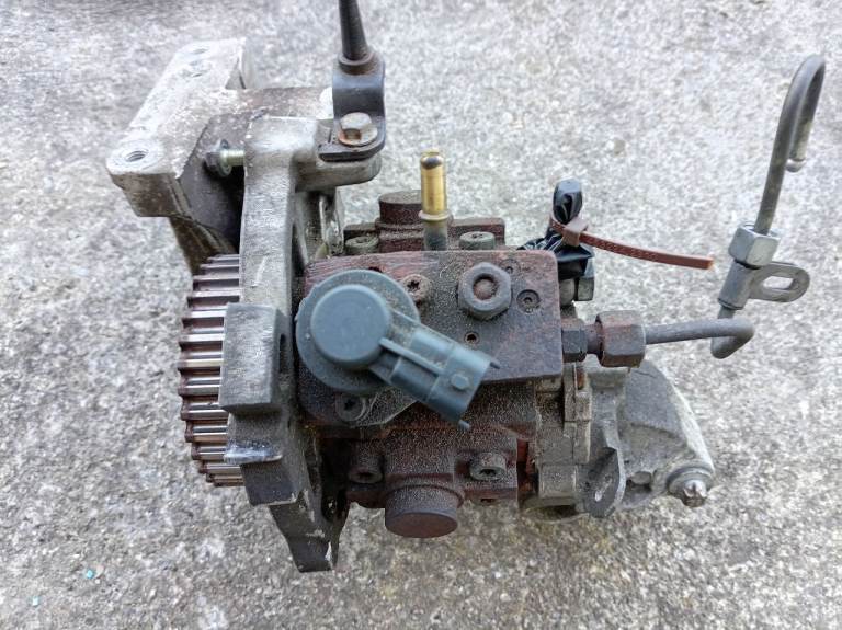 Renault Mebane 1.9 DCI 2007 fuel pump