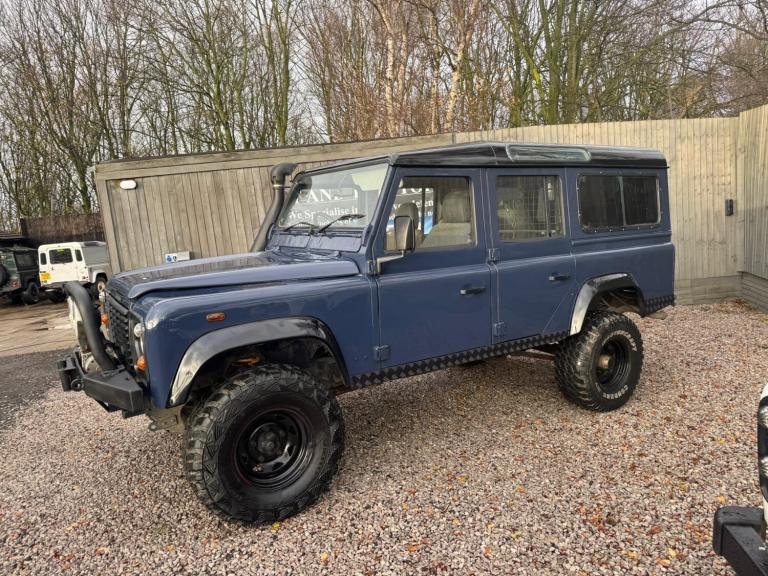 2000 Land Rover Defender Hard Top Td5 PANEL VAN DIESEL Manual