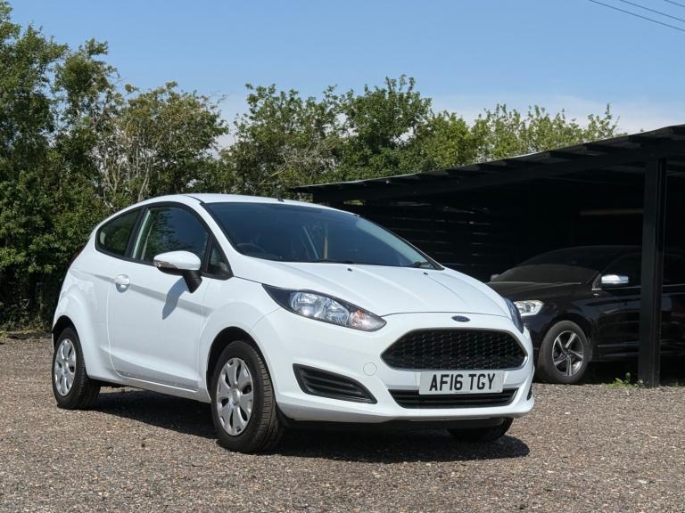 2016 Ford Fiesta 1.25 Studio 3dr HATCHBACK Petrol Manual