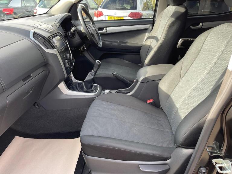 ISUZU D-MAX 2.5 TD Yukon 4x4 4dr 2015