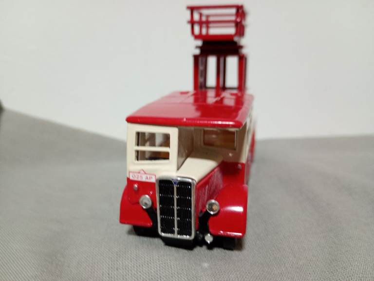 Corgi vintage collectable bus 