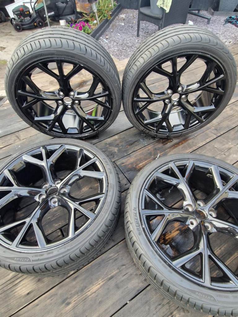 20 inch Jaguar alloys /tyres
