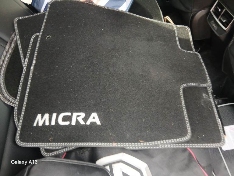Car matts.nissan micra accenta 