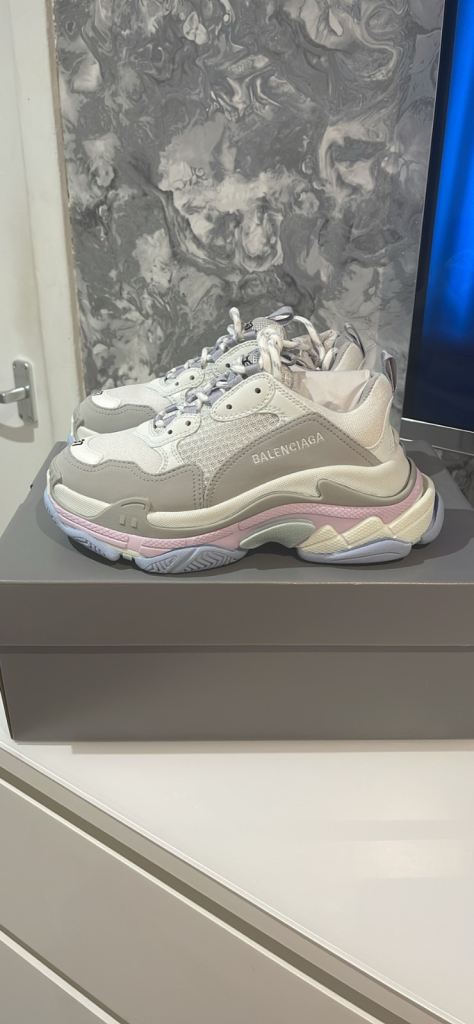 Balenciaga triple s trainers