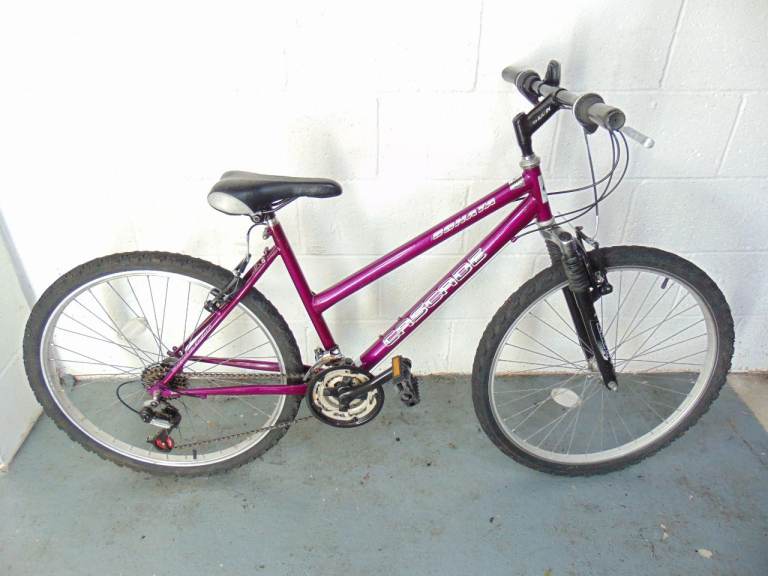 Sonata Cascade (17 inch frame) Hardtail Mountain Bike (free local delivery)