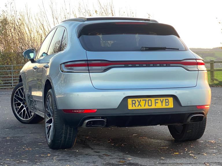 2020 Porsche Macan 2.0T PDK - Panoramic Sunroof &amp; Bose Audio &amp; PASM &amp; Huge Spec 4x4 P...