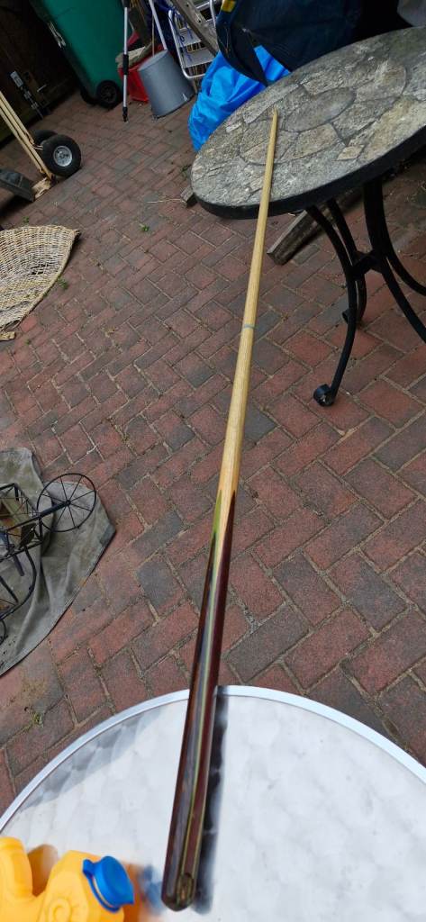 Snooker cue