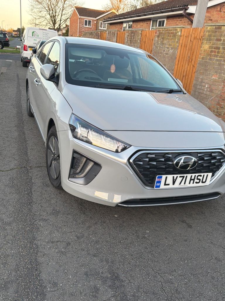 Hyundai Ionic 1.6 hybrid 