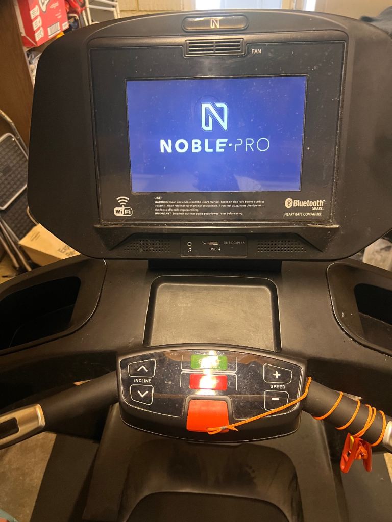Noble Pro Treadmill – Good Condition, Smart Screen