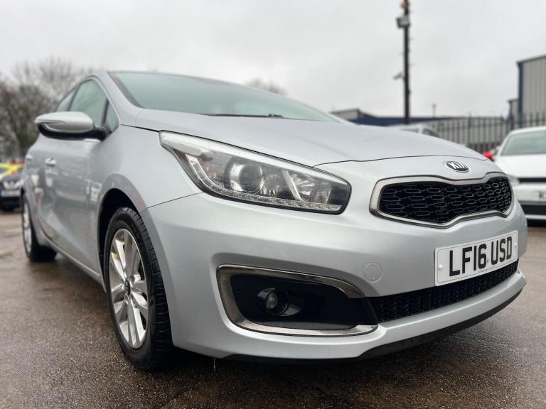 2016 Kia Ceed 1.6 CRDi 2 DCT Euro 6 (s/s) 5dr HATCHBACK Diesel Automatic