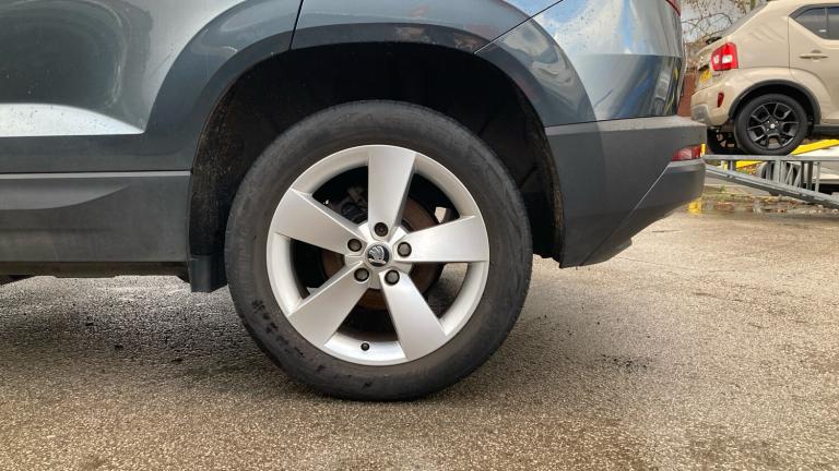 2020 Skoda Karoq 1.0 TSI SE 5dr Petrol Estate Estate Petrol Manual