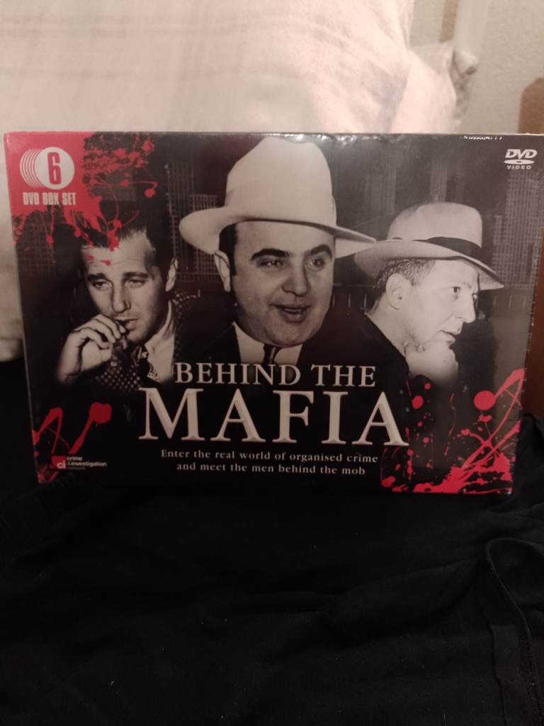 Behind the mafia 
