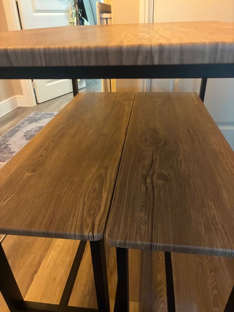 Table with two benches 