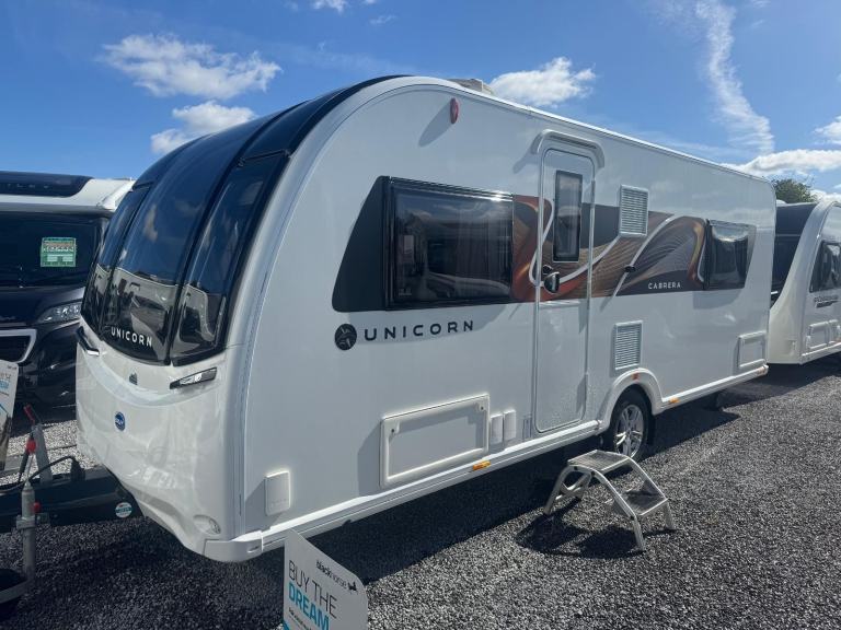 Bailey Unicorn Cabrera / 4 2023