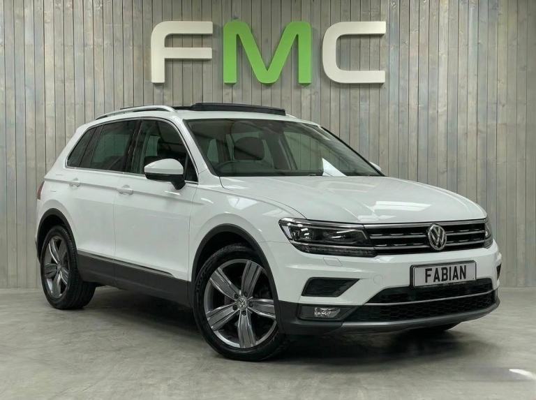 2017 Volkswagen Tiguan 2.0 TDI SEL DSG **Pan Roof - Leather - Low Miles**