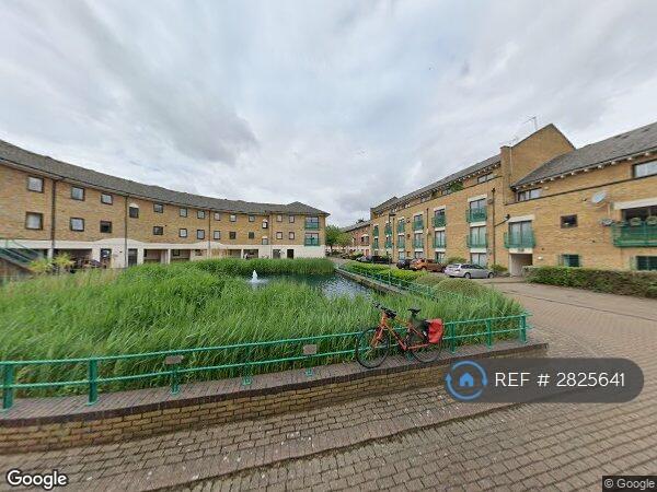1 bedroom flat in Canada Water, London, SE16 (1 bed) (#2825641)