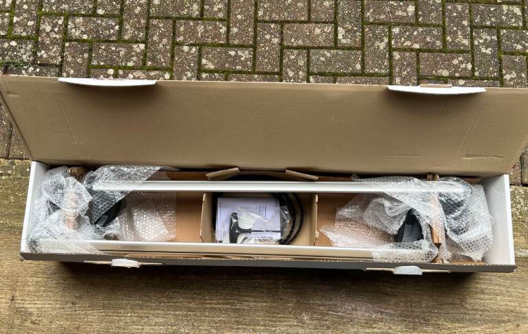 Genuine Audi TT Mk3 Roof Bars (Unused)