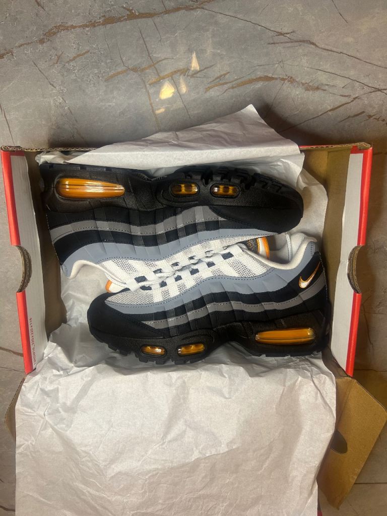 Nike Air Max 95 Trainers - Black/Grey/Orange, UK 6
