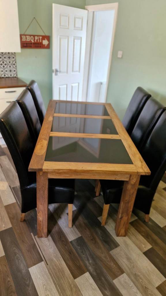 Mango Wood and Granite Dining Table and 6 Chairs - Table big enough to sit 8