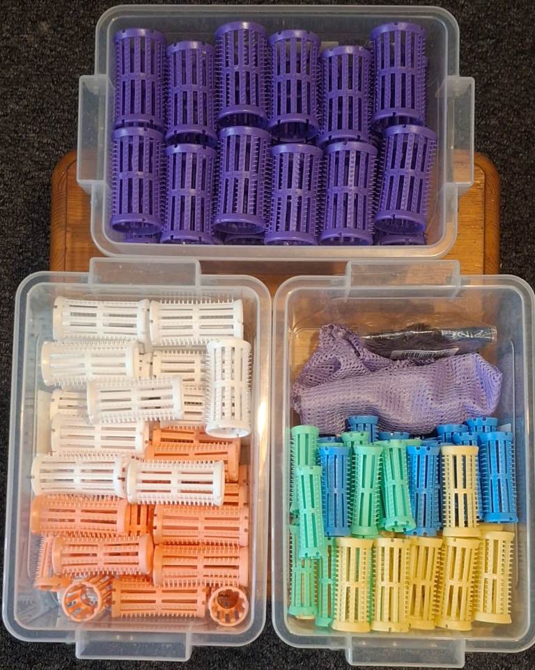 Hair rollers 