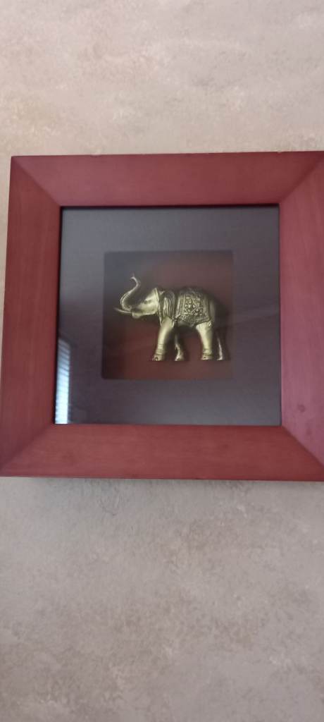 Faux Bronze Elephant In A 3D Case In Ex Con