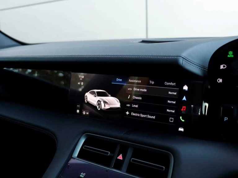  Porsche Taycan Saloon 340kW 4S 89kWh 4dr Auto Saloon Electric Automatic