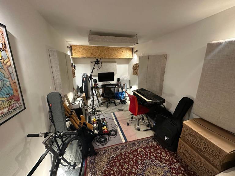 Sound proofed music studio 140sqf in Hackney Wick
