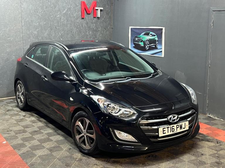 2016 Hyundai i30 1.4 Blue Drive SE 5dr HATCHBACK PETROL Manual