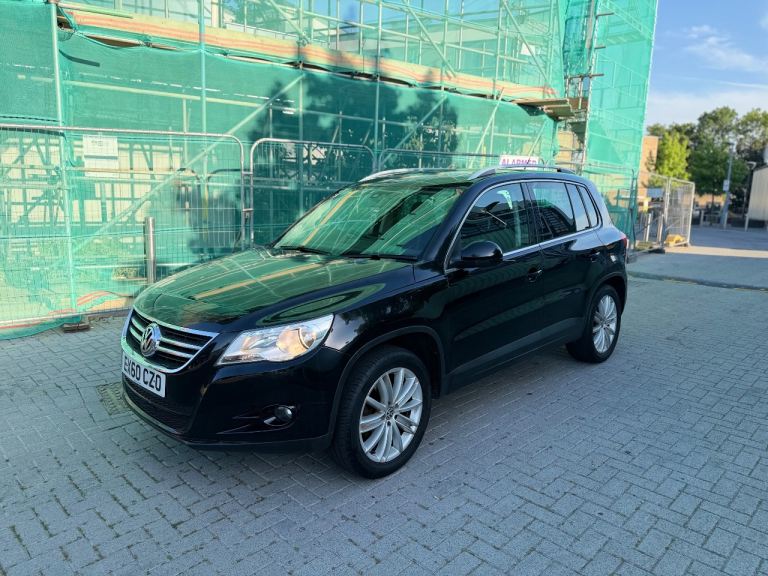 Volkswagen, TIGUAN, Estate, 2010, Manual, 1968 (cc), 5 doors