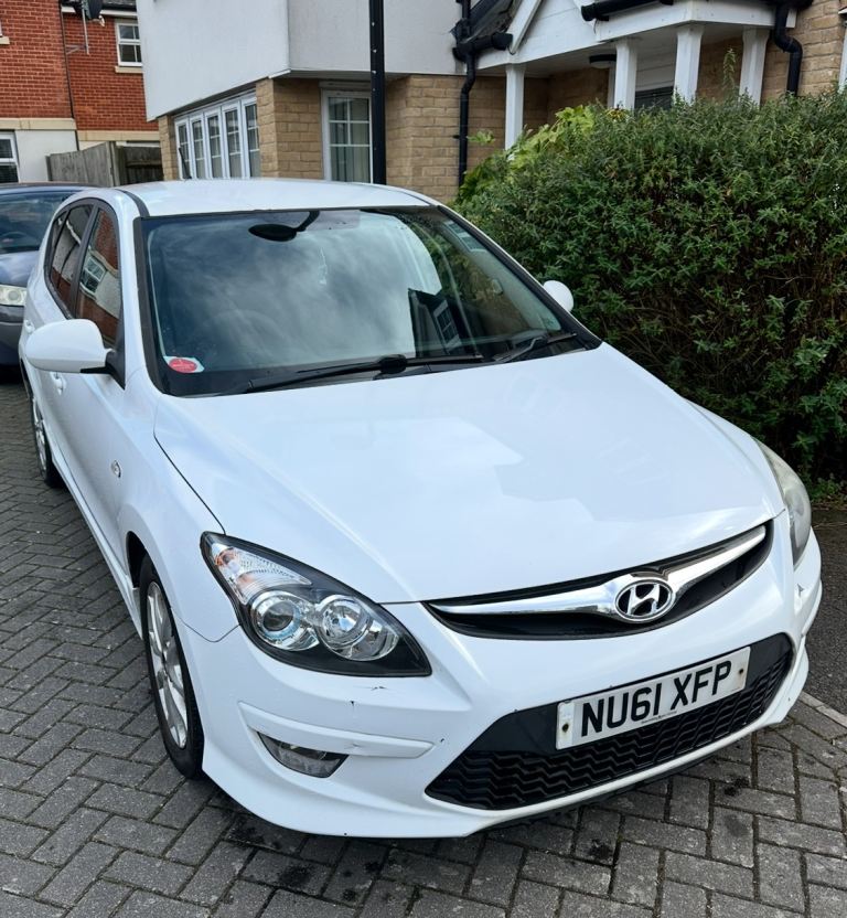 Hyundai i30 1.6 diesel manual long MOT £995 Good running car