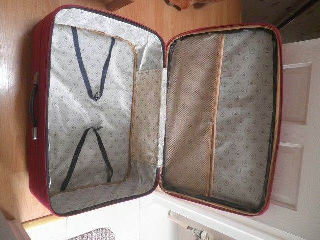 Red Paris Large Large Suitcase expandable Red Paris with 3 wheels