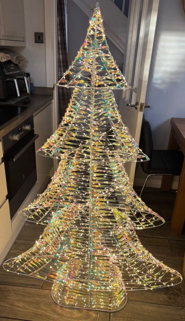 Pre Lit Iridescent Statement Tree