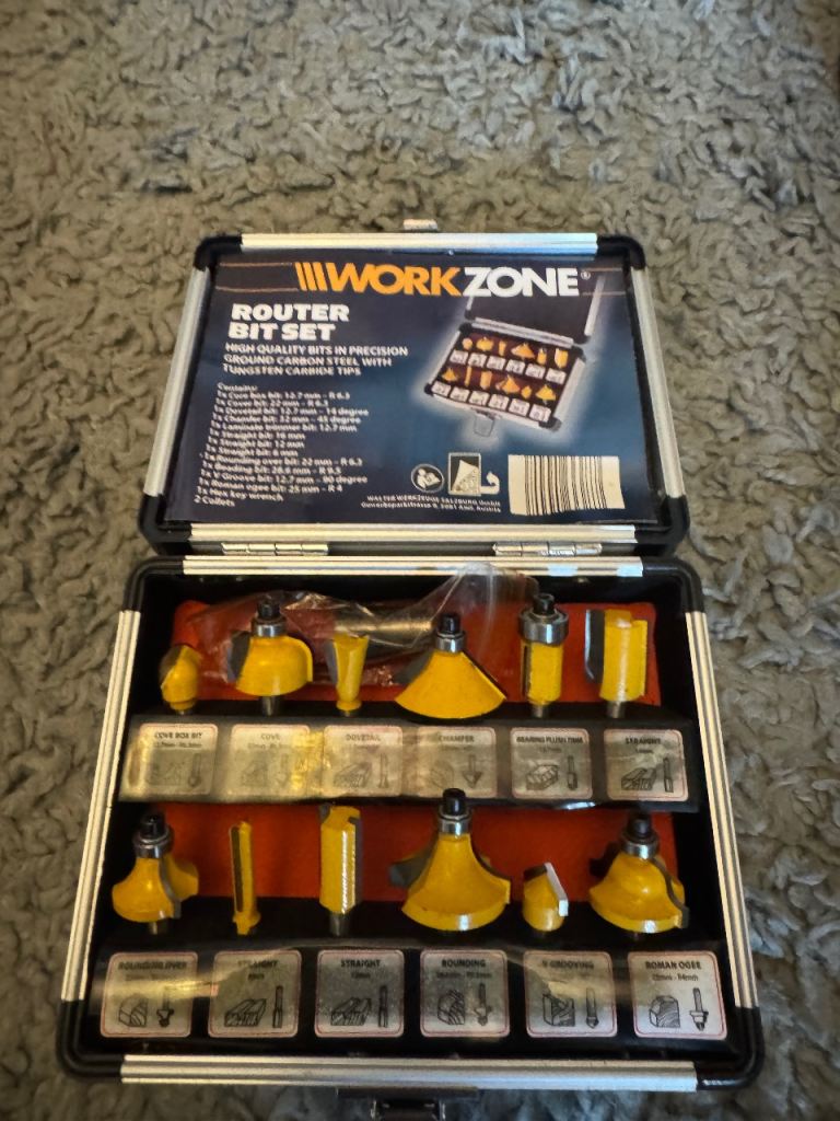 Workzone Woodworking Router Bit Set (12-Piece) in Case