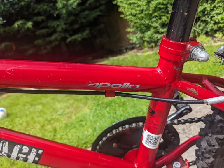 Apollo Outrage Kids Bike - 18