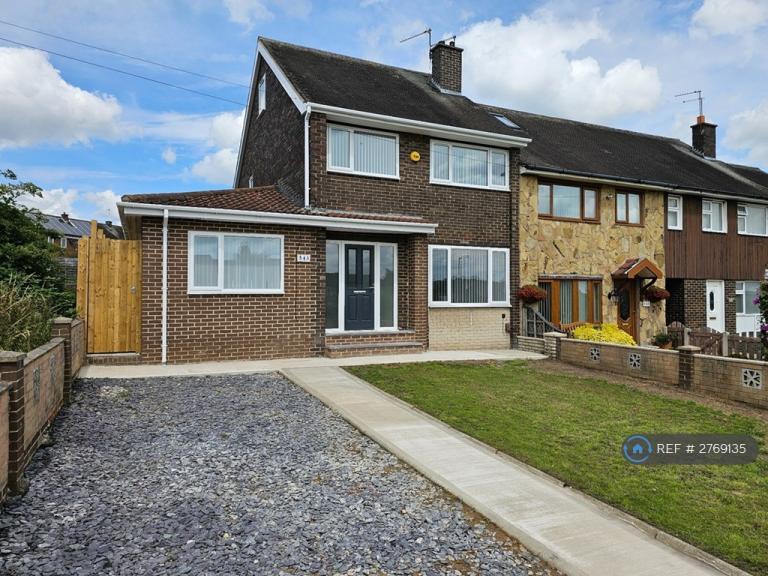 4 bedroom house in Roughwood Road, Rotherham, S61 (4 bed) (#2769135)