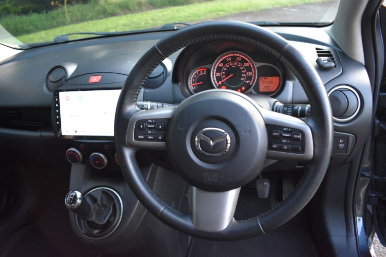 Mazda, 2, Hatchback, 2011, Manual, 1560 (cc), 5 doors