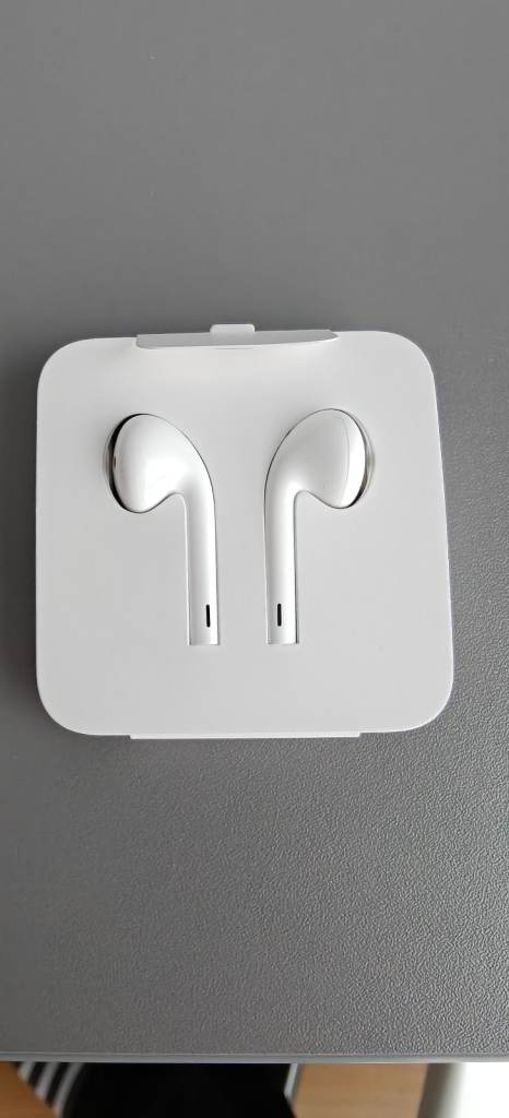 Apple Accessories 