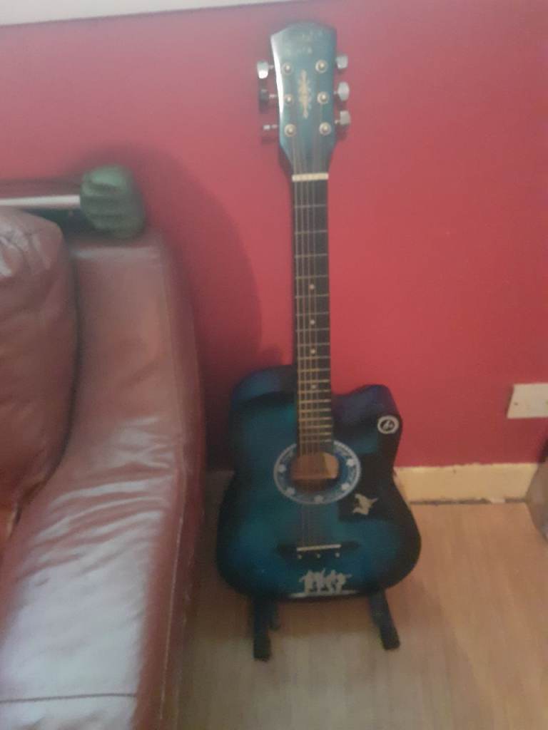 Guitar for sale