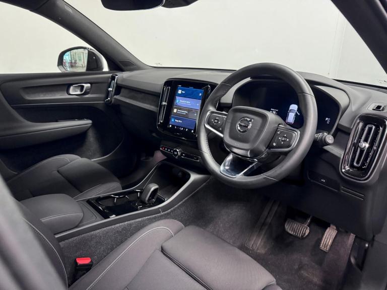 2023 Volvo XC40 Plus P8 AWD (408 hp) ESTATE Electric Automatic