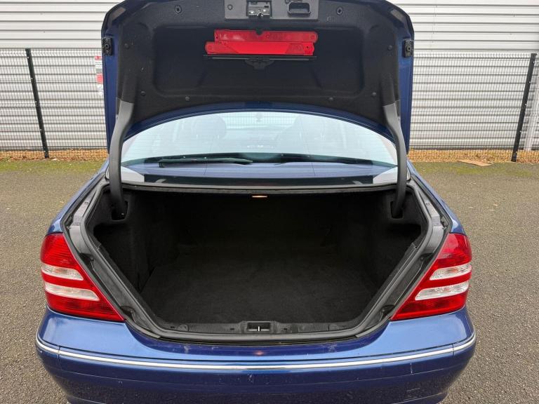 2007 Mercedes-Benz C Class 1.8 C180 Kompressor Avantgarde SE 4dr SALOON Petrol Automatic