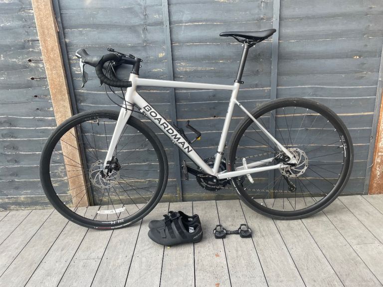 BOARDMAN Road Bike – Silver, Good Condition with Cycling Shoes