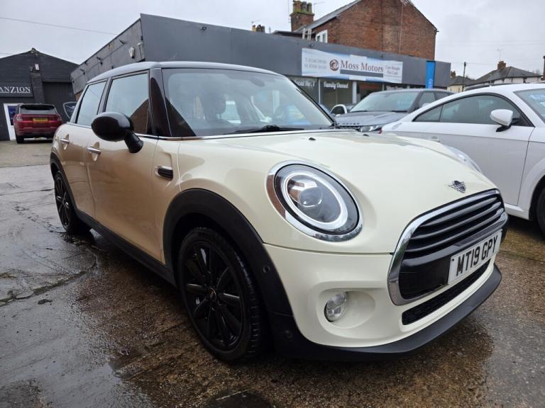 2019 MINI Hatch 1.5 Cooper Classic II 5dr HATCHBACK PETROL Manual