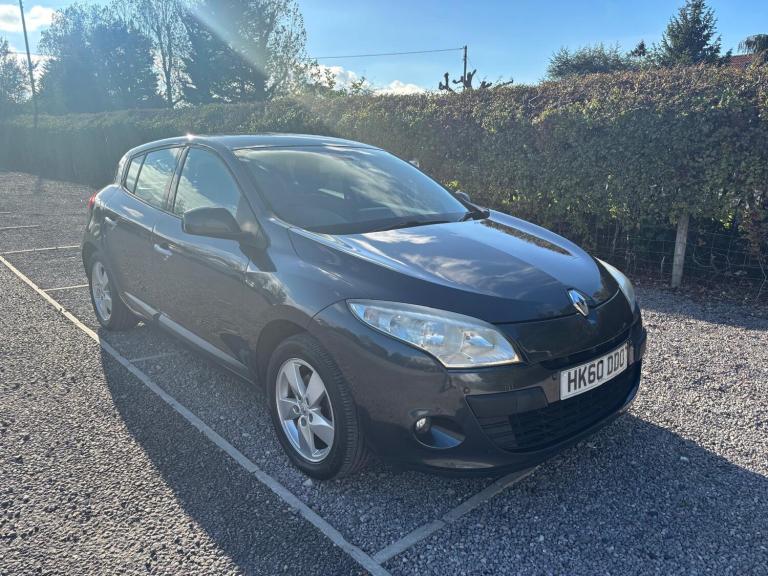 2011 Renault Megane 1.6 16V 110 Dynamique TomTom 5dr HATCHBACK Petrol Manual